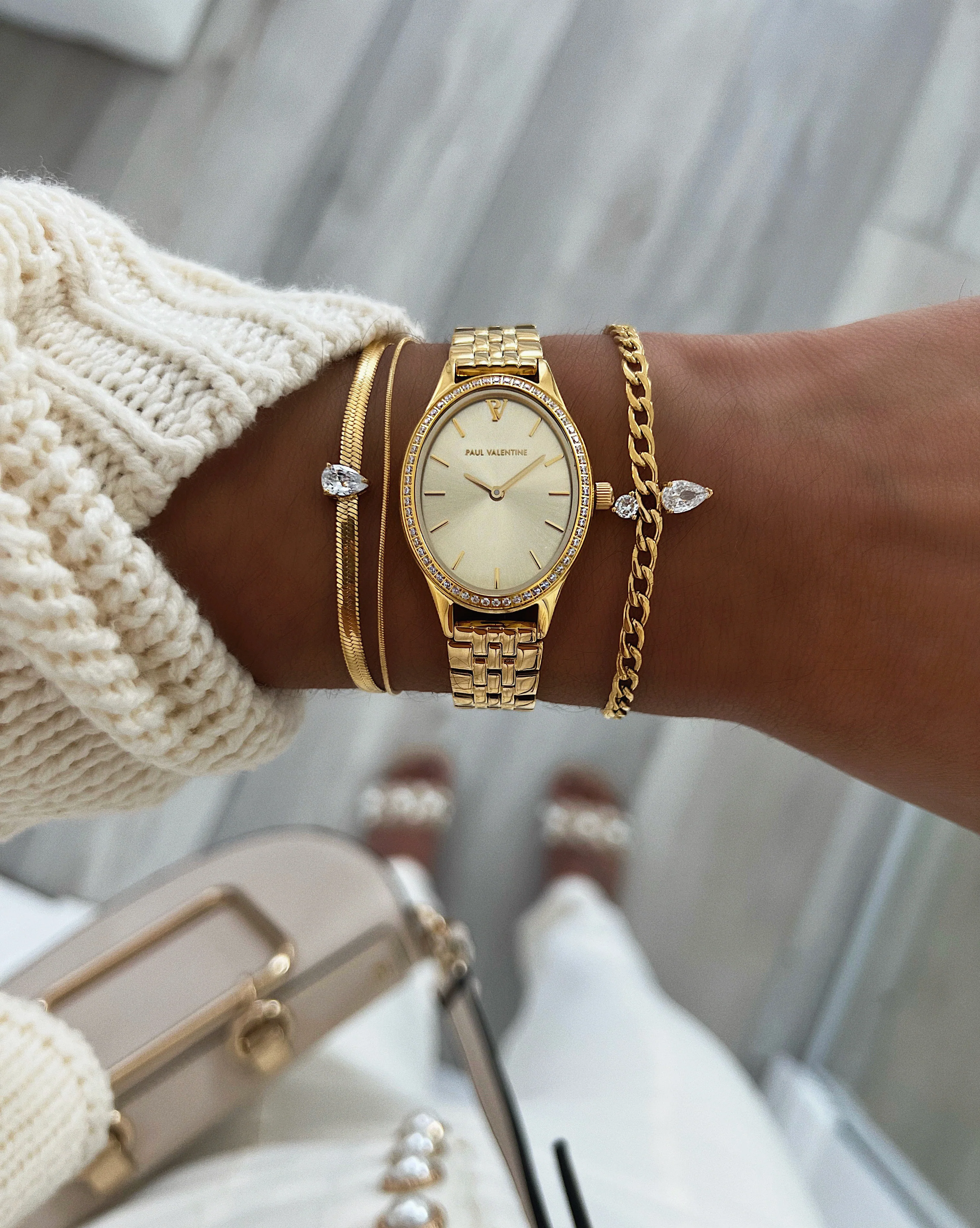 Iconic Oval Gold - Image 2