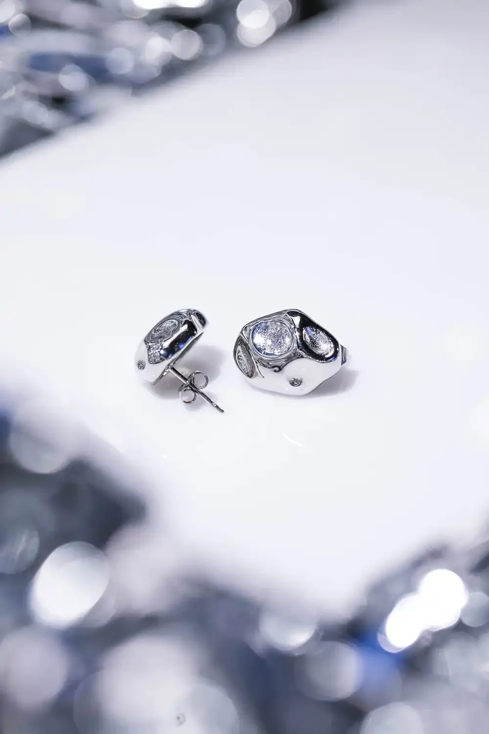 Molten Ear Stud Silver - Image 7
