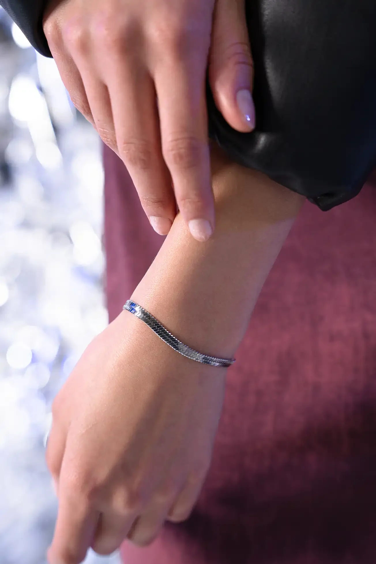 Molten Sleek Bracelet Silver - Image 4