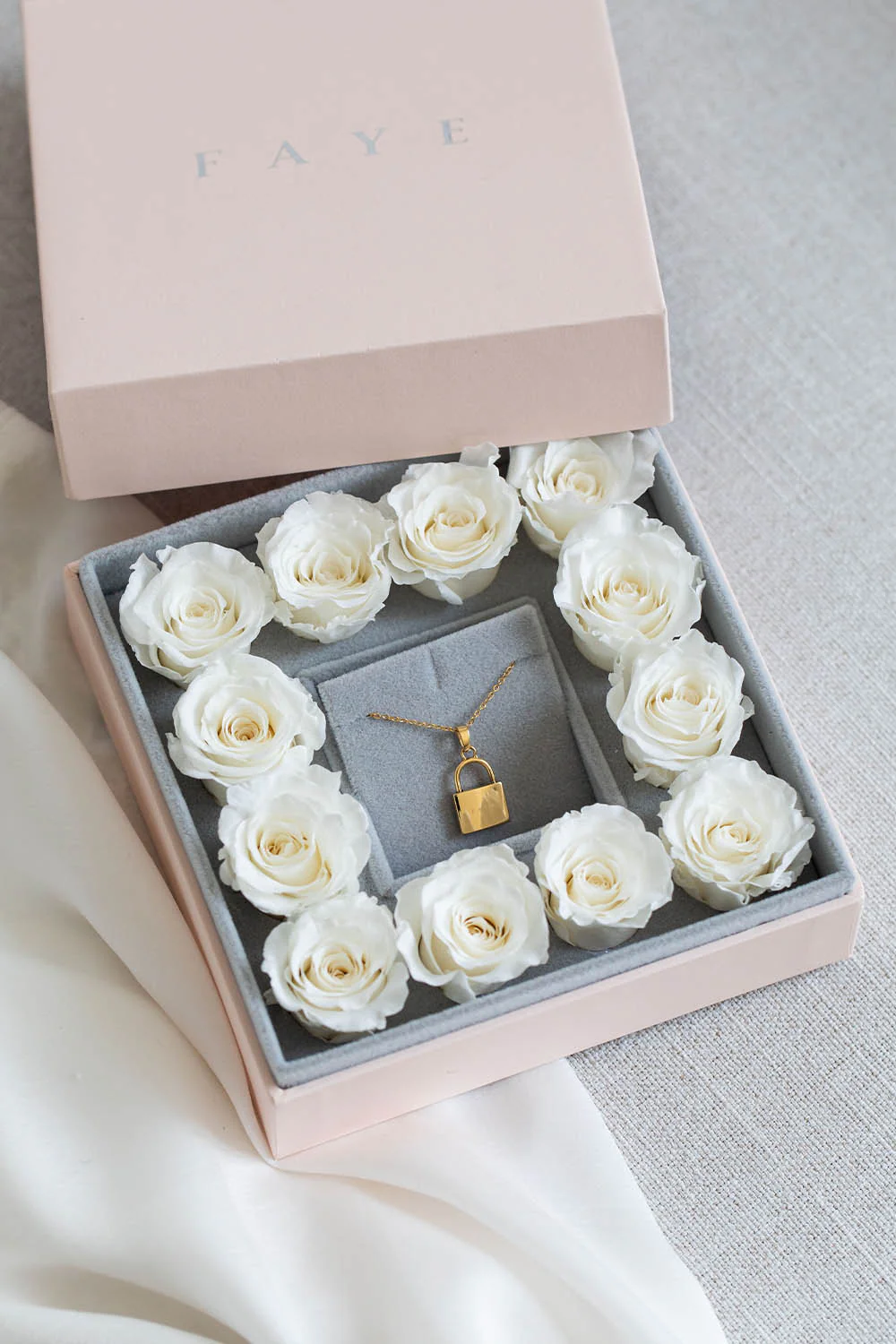 Padlock Rosebox Square Gold - Image 2