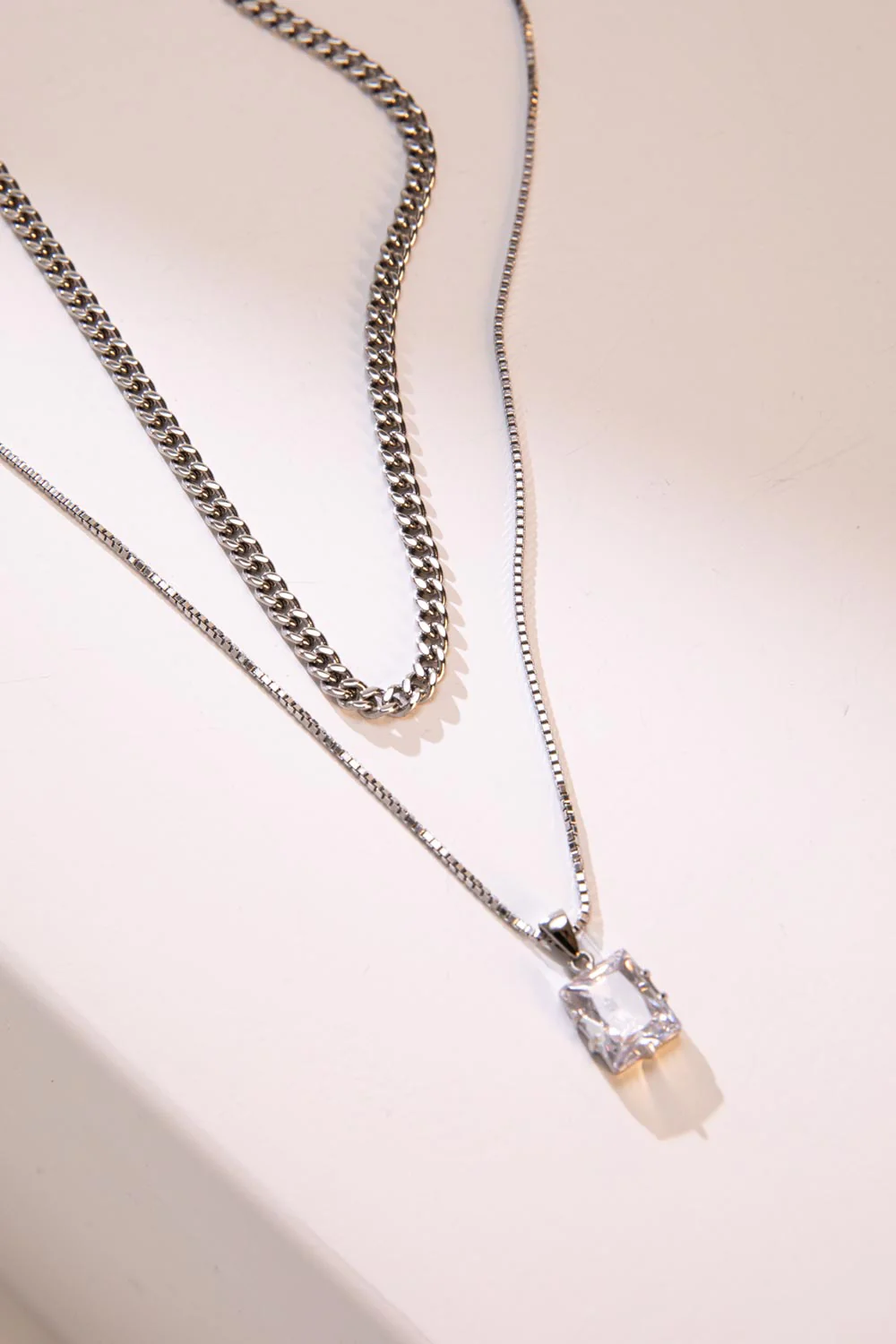 Radiant Stone & Curb Necklace Set Silver - Image 3