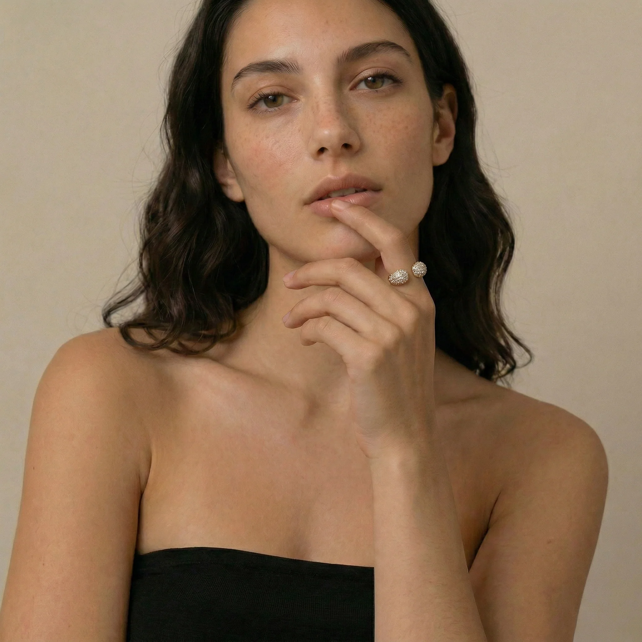 Sparkling Dome Ring Gold - Image 3